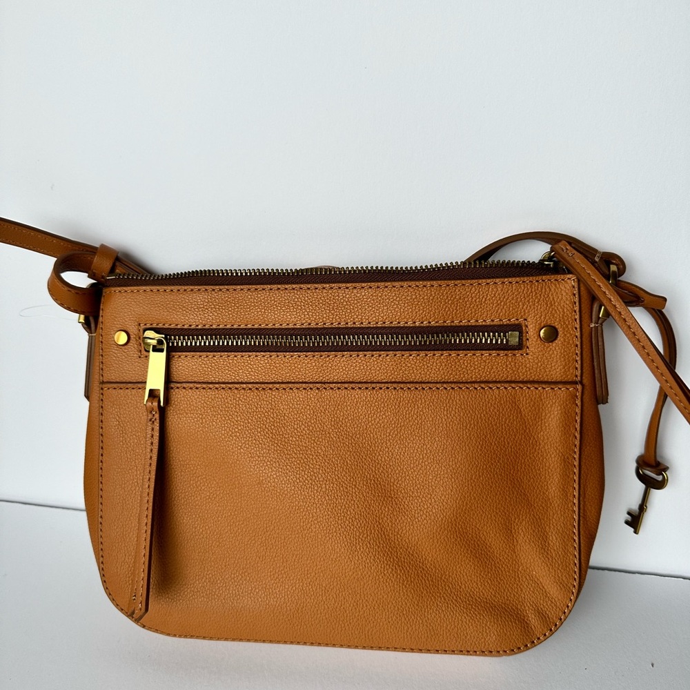 Fossil purse